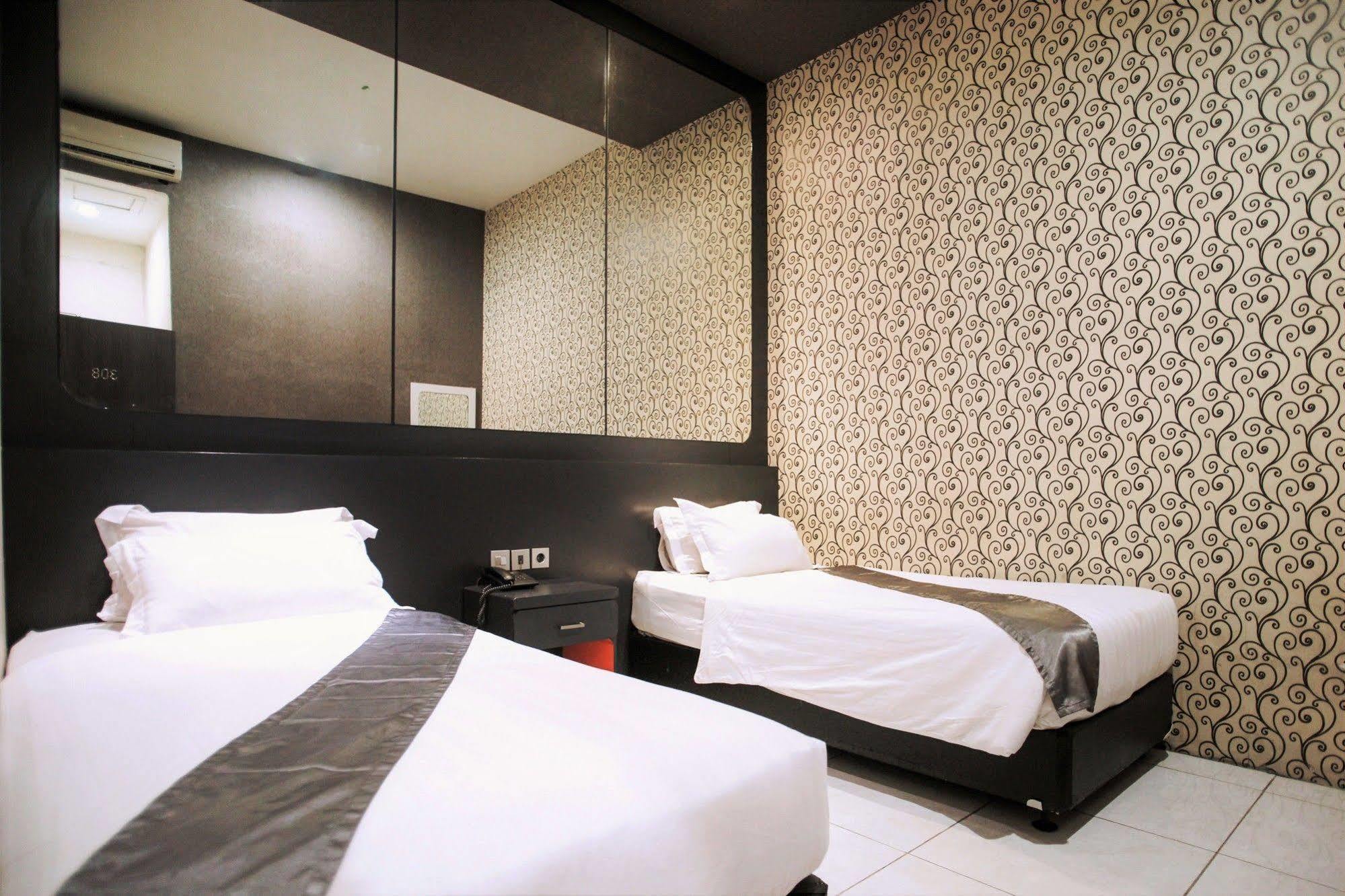Hotel Candi Medan